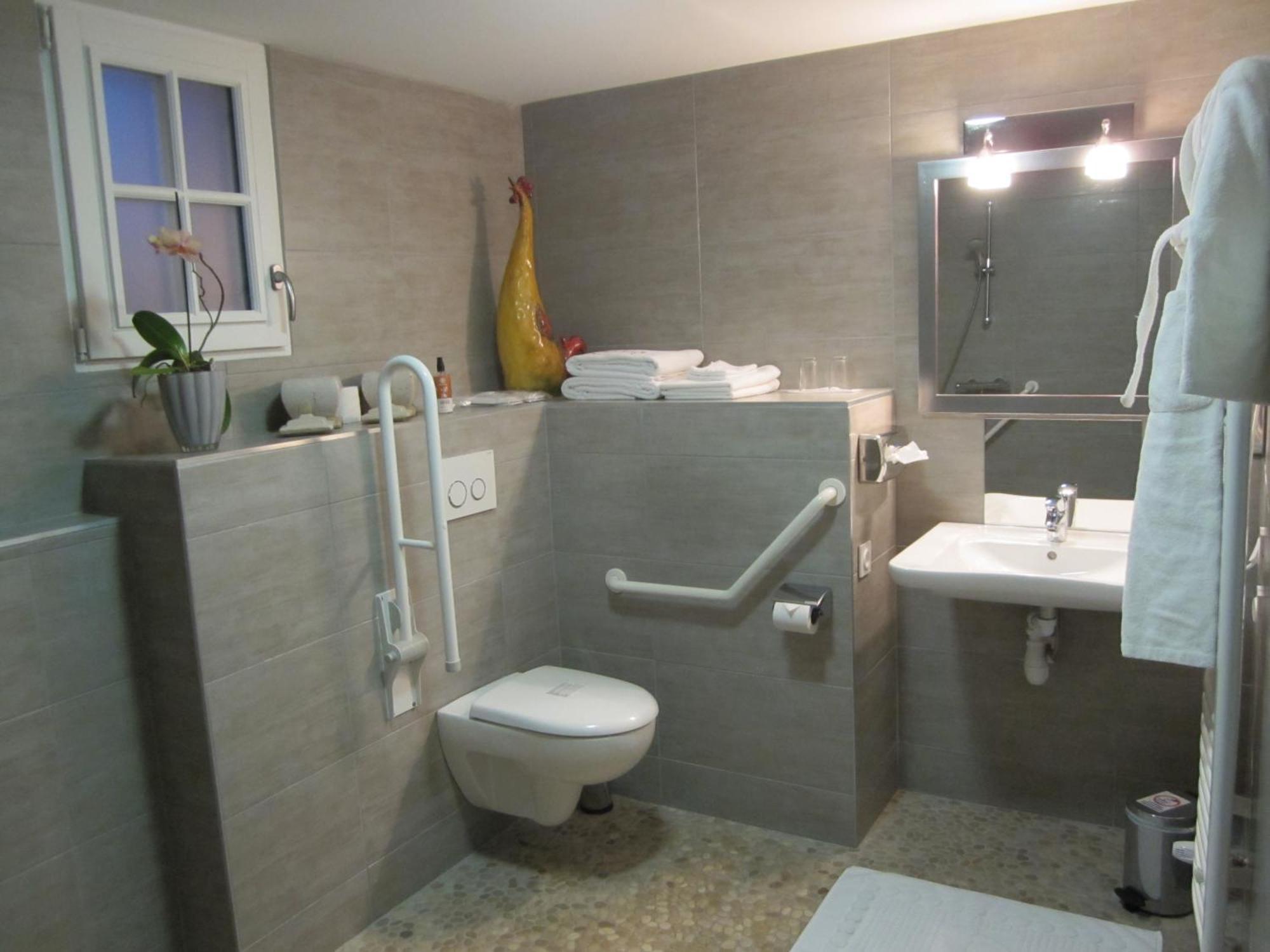 Manoir Desnachez Hotel Taupont Room photo